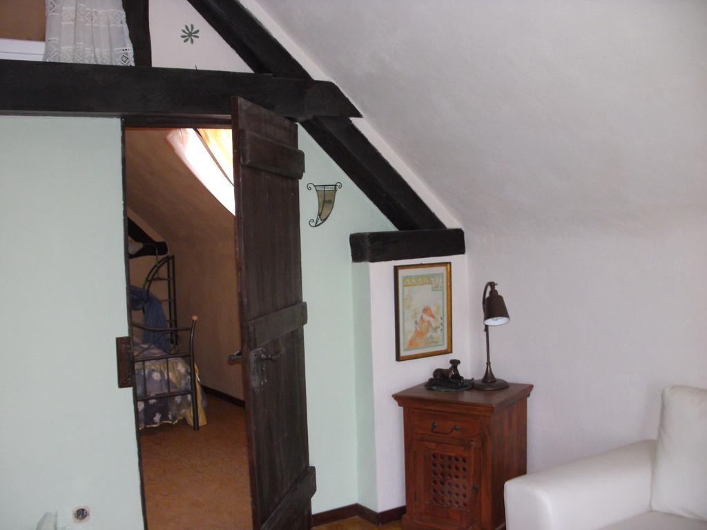 Haus Klara Hotel Mannebach  Buitenkant foto