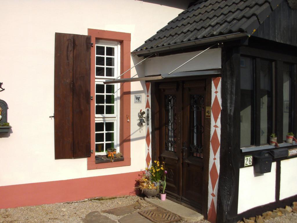Haus Klara Hotel Mannebach  Buitenkant foto